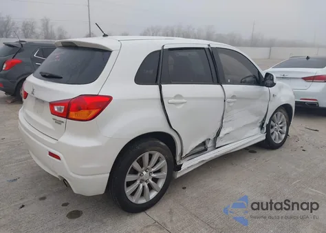 2011 Mitsubishi Outlander Sport Se z USA, uszkodzony, nr VIN JA4AP4AU9BZ023049